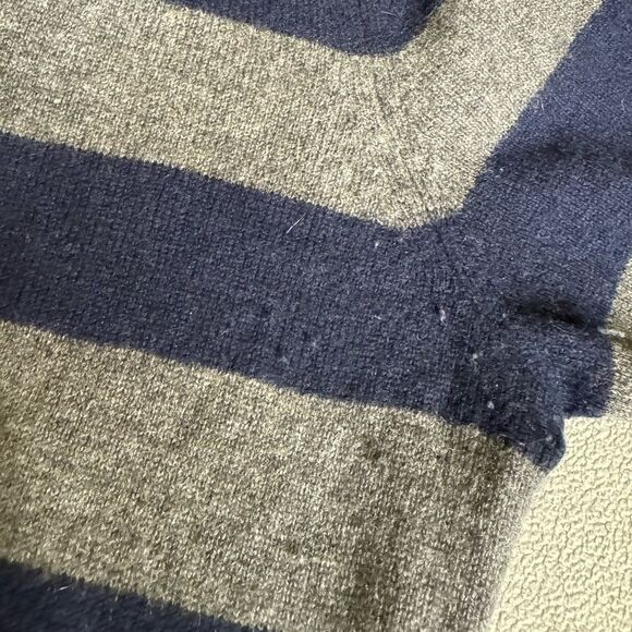 Bloomingdale's Women's Pure 100%Cashmere Sweater in Blue Grey Stripe Size L - Picture 12 of 16